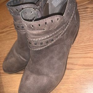 Ankle booties